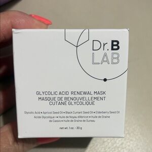 Glycolic Acid Renewal Mask — White